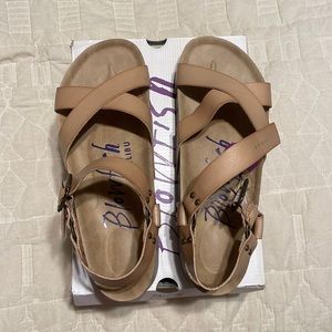 Blowfish Makara sandal. Size 11.